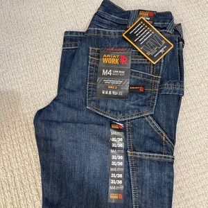 Men’s Ariat FR carpenter jeans.